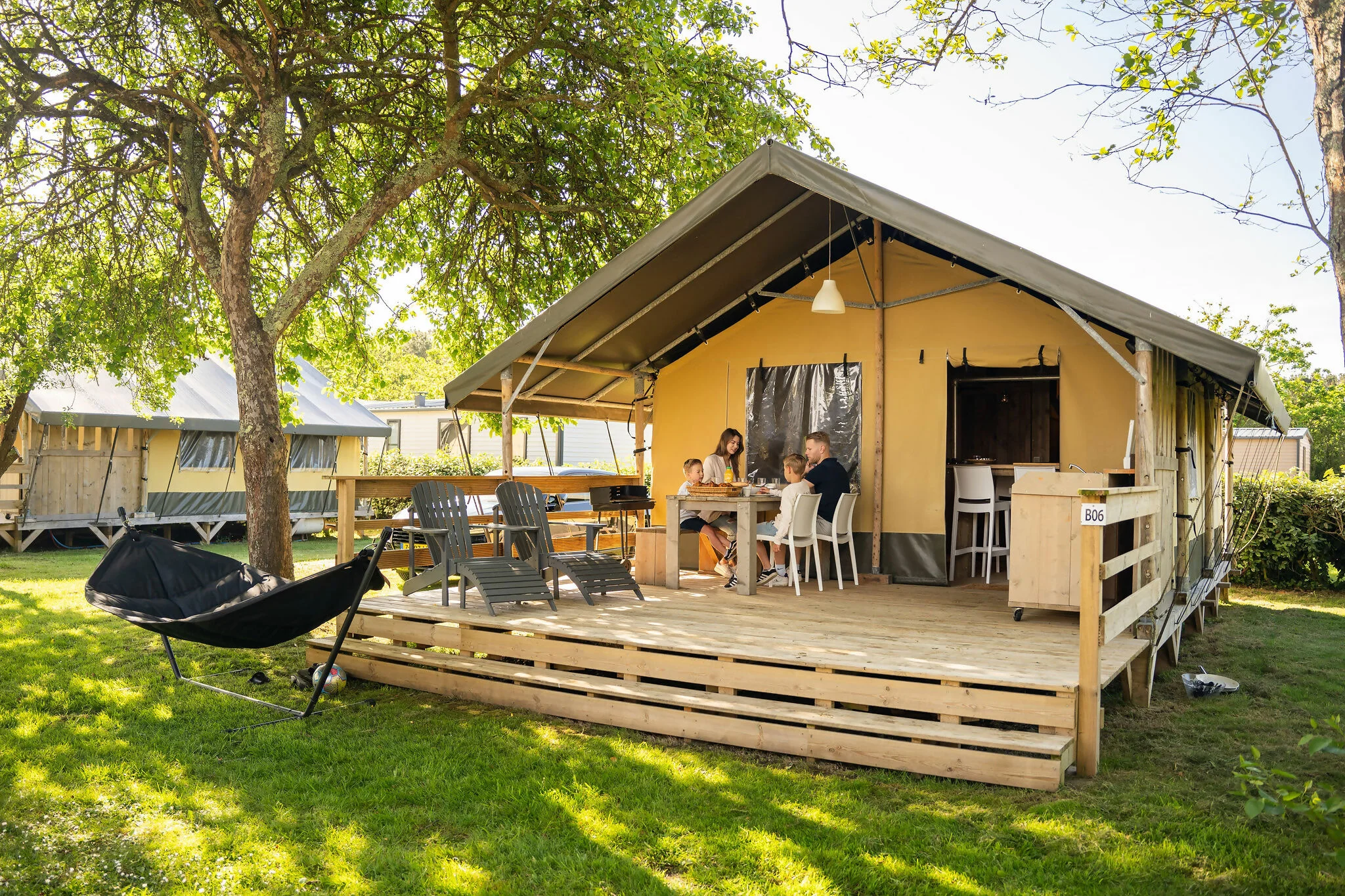 Safari Lodge 2-4P op Camping Kost Ar Moor