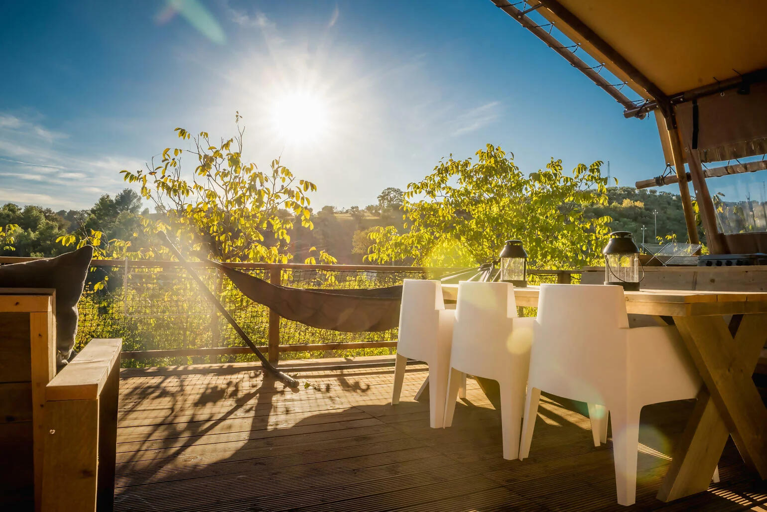 Desert Lodge XL 2-6P auf Camping Pian di Boccio