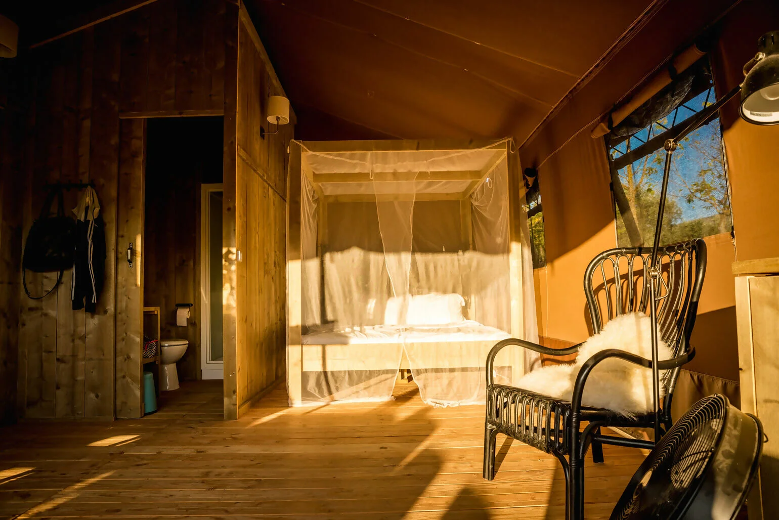 Desert Lodge + Teeny Lodge 2-8P