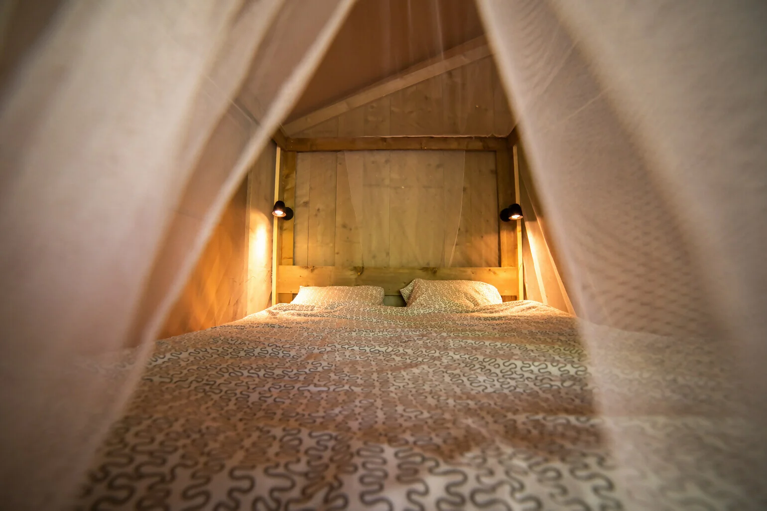 Safari Lodge + Teeny Lodge 2-6P