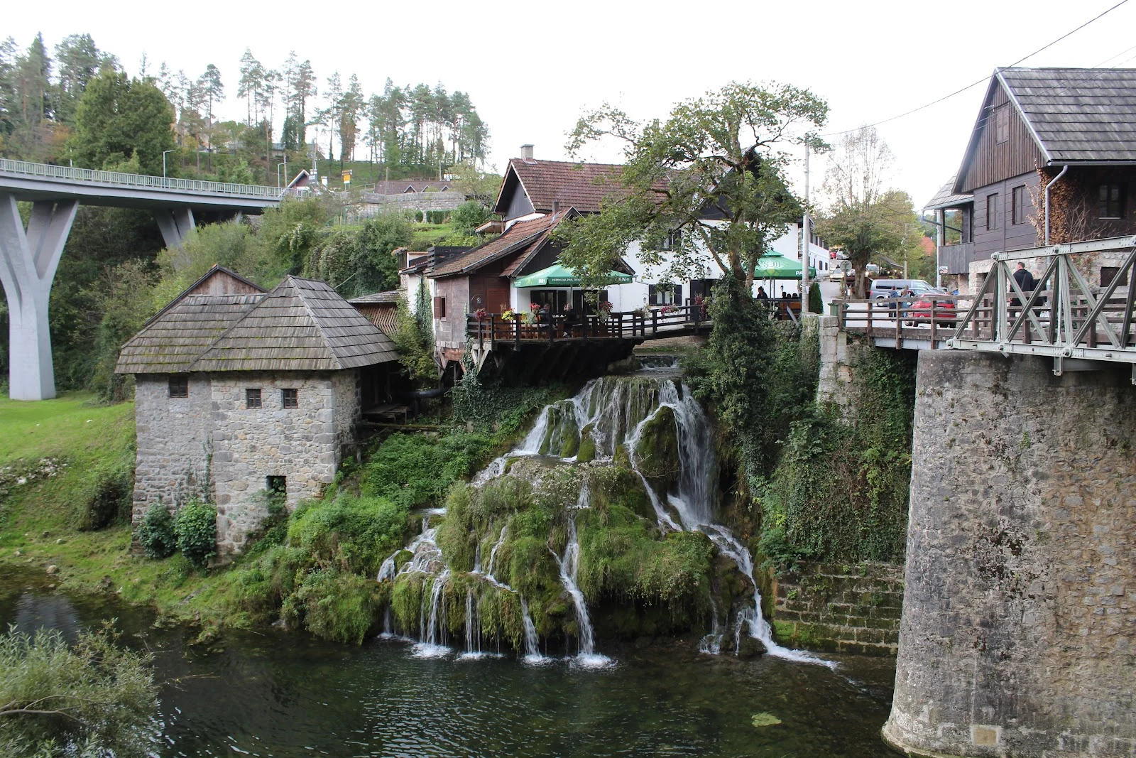 Het molendorp Rastoke in Kroatië